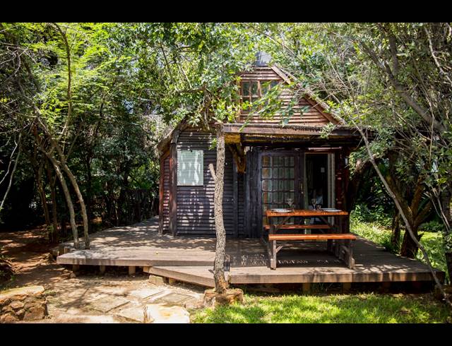 M² LODGE FOR SALE IN ZANDFONTEIN AH